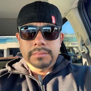 Meet your Posher, Raymond